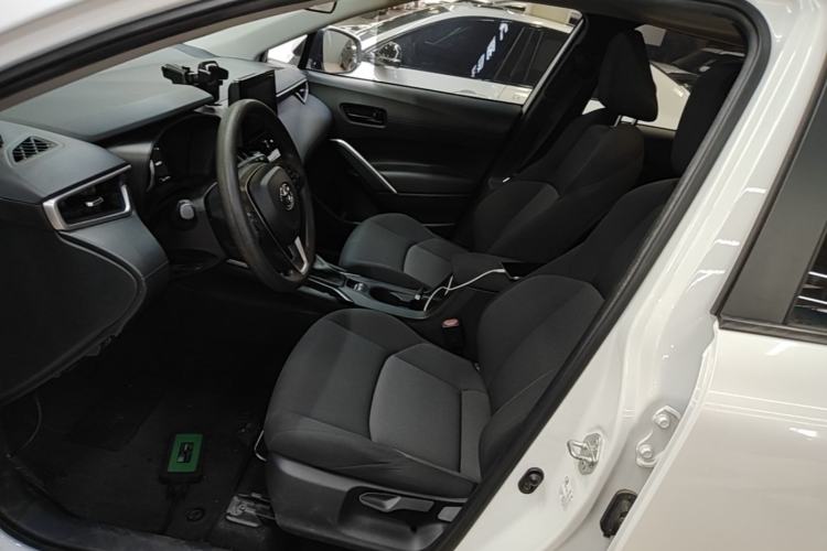 Used Toyota FRONTLANDER 2022 2.0L CVT Leading Edition Left Front Seat