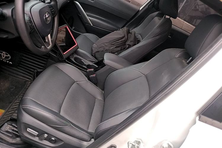 Used Toyota FRONTLANDER 2022 2.0L CVT Luxury Edition Left Front Seat