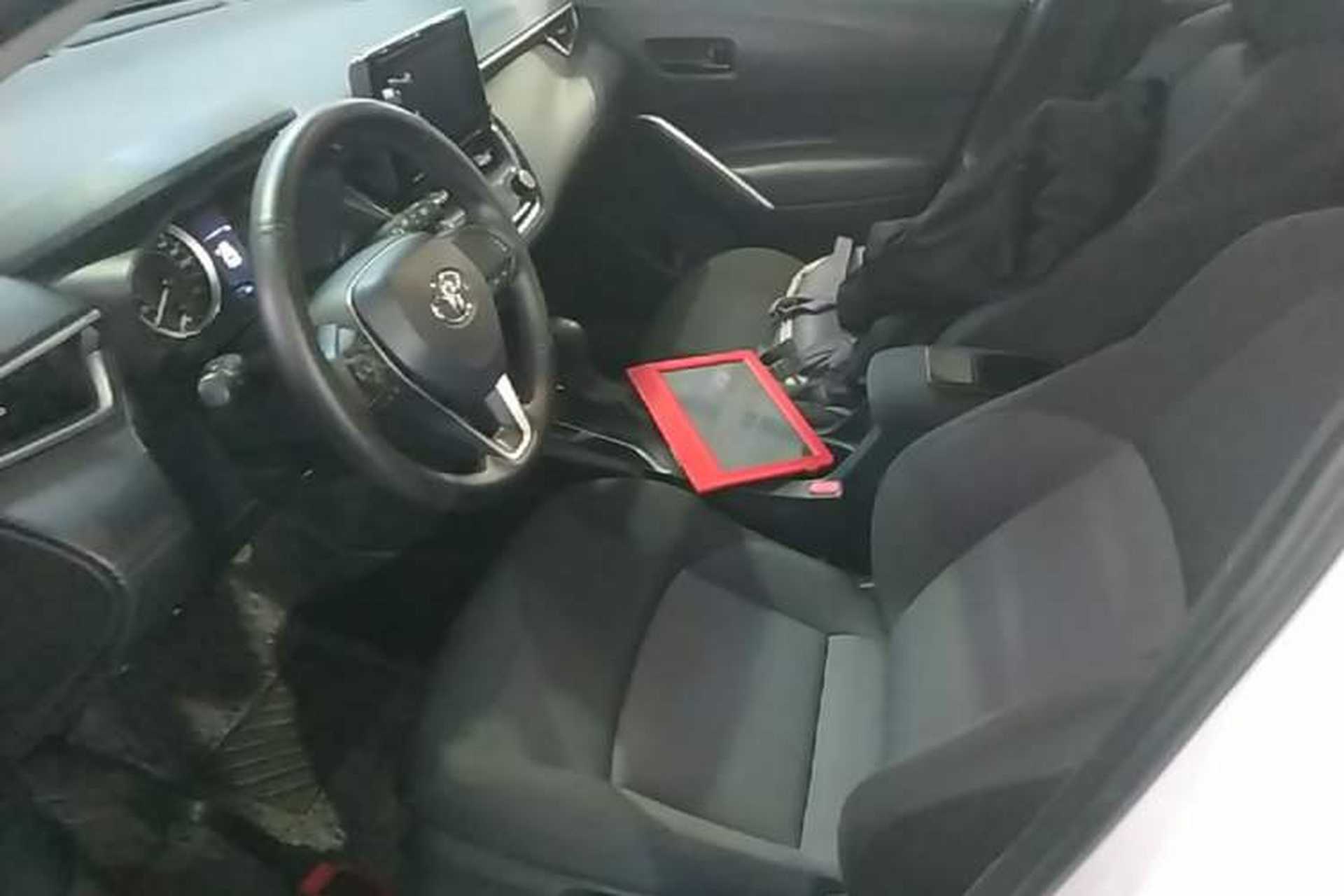 Used Toyota FRONTLANDER 2022 2.0L CVT Elite Edition Left Front Seat