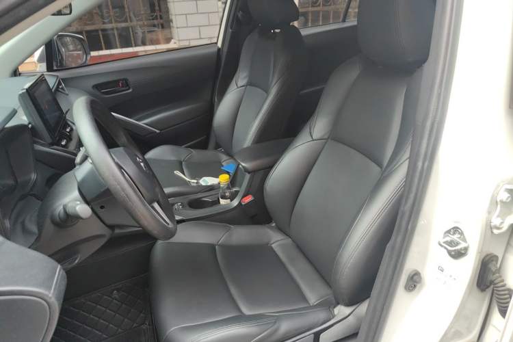 Used Toyota FRONTLANDER 2022 2.0L CVT Elite Edition Left Front Seat