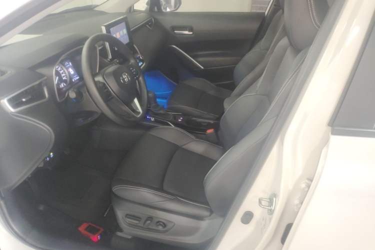 Used Toyota FRONTLANDER 2022 2.0L CVT Luxury Edition Left Front Seat