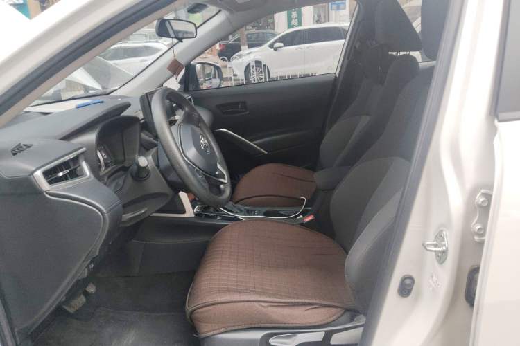 Used Toyota FRONTLANDER 2022 2.0L CVT Elite Edition Left Front Seat