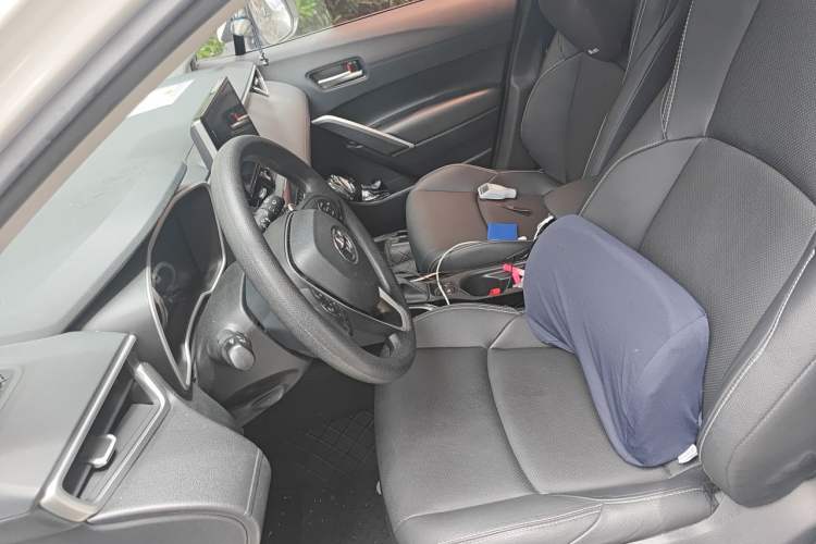 Used Toyota FRONTLANDER 2022 2.0L CVT Luxury PLUS Edition Left Front Seat