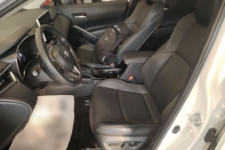 Used Toyota FRONTLANDER 2022 2.0L CVT Luxury PLUS Edition Left Front Seat