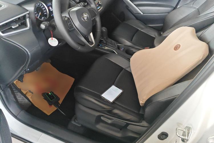 Used Toyota FRONTLANDER 2022 2.0L CVT Elite Edition Left Front Seat