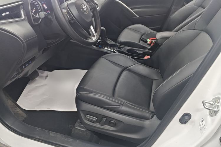 Used Toyota FRONTLANDER 2022 2.0L CVT Luxury PLUS Edition Left Front Seat
