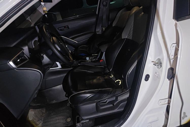Used Toyota FRONTLANDER 2022 2.0L CVT Leading Edition Left Front Seat