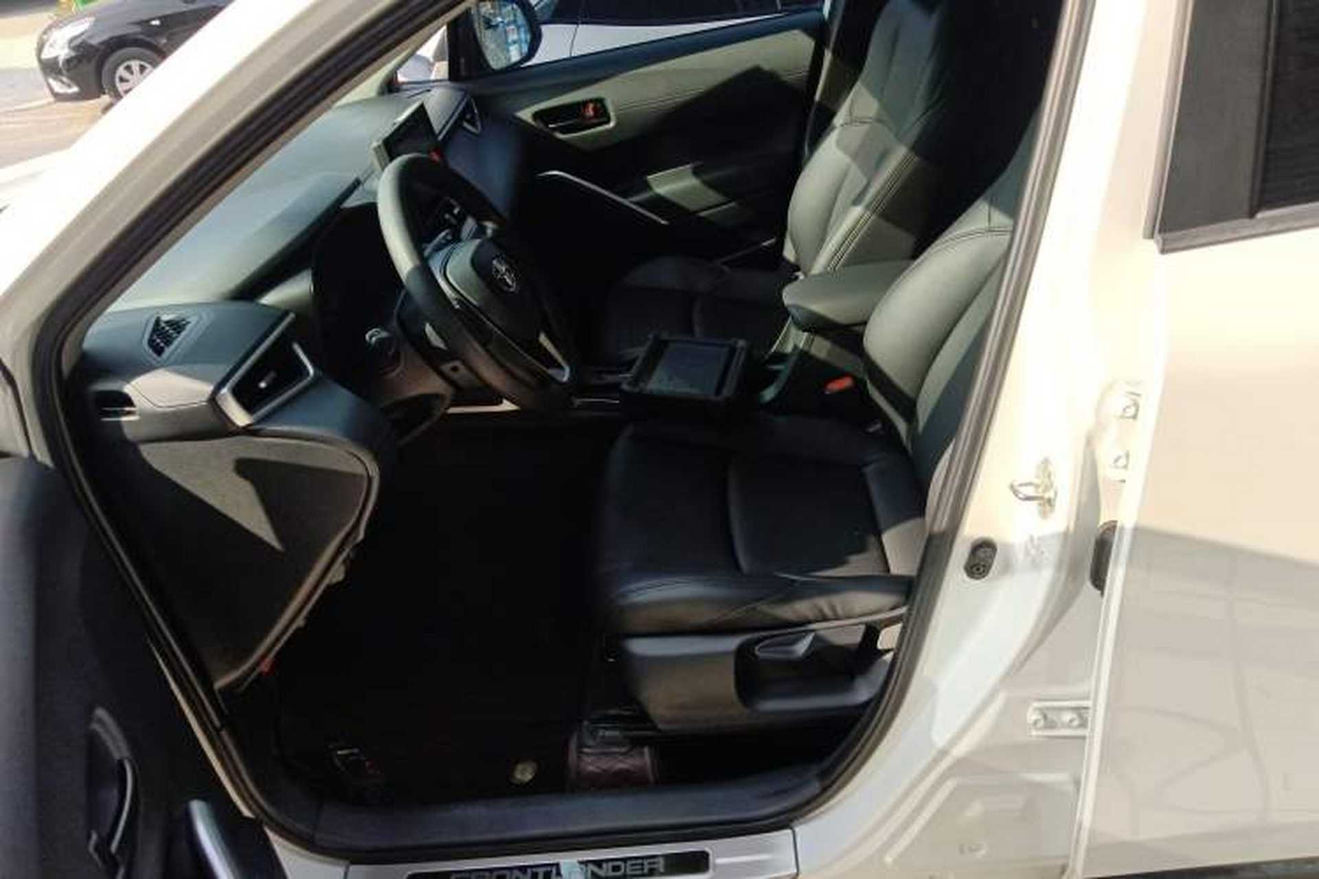 Used Toyota FRONTLANDER 2022 2.0L CVT Elite Edition Left Front Seat