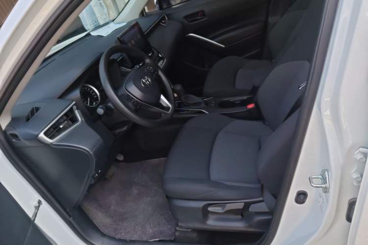 Used Toyota FRONTLANDER 2022 2.0L CVT Leading Edition Left Front Seat