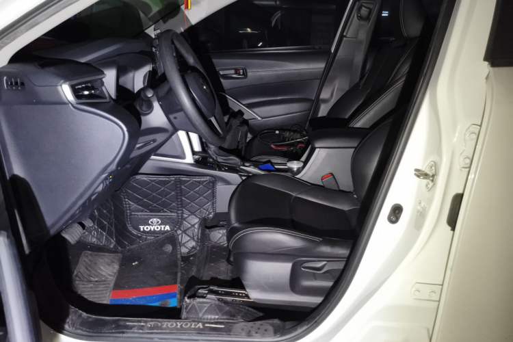 Used Toyota FRONTLANDER 2022 2.0L CVT Leading Edition Left Front Seat