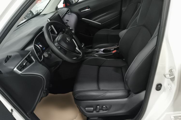 Used Toyota FRONTLANDER 2022 2.0L CVT Luxury Edition Left Front Seat
