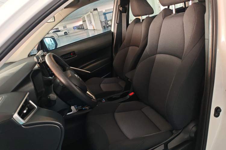 Used Toyota FRONTLANDER 2022 2.0L CVT Leading Edition Left Front Seat