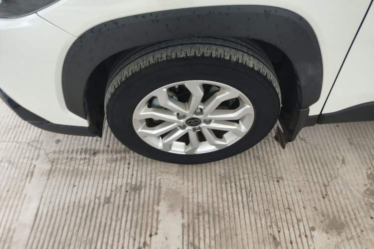 Used Toyota FRONTLANDER 2022 2.0L CVT Elite Edition Left Front Wheel Hub