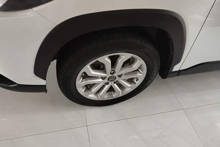 Used Toyota FRONTLANDER 2022 2.0L CVT Leading Edition Left Front Wheel Hub