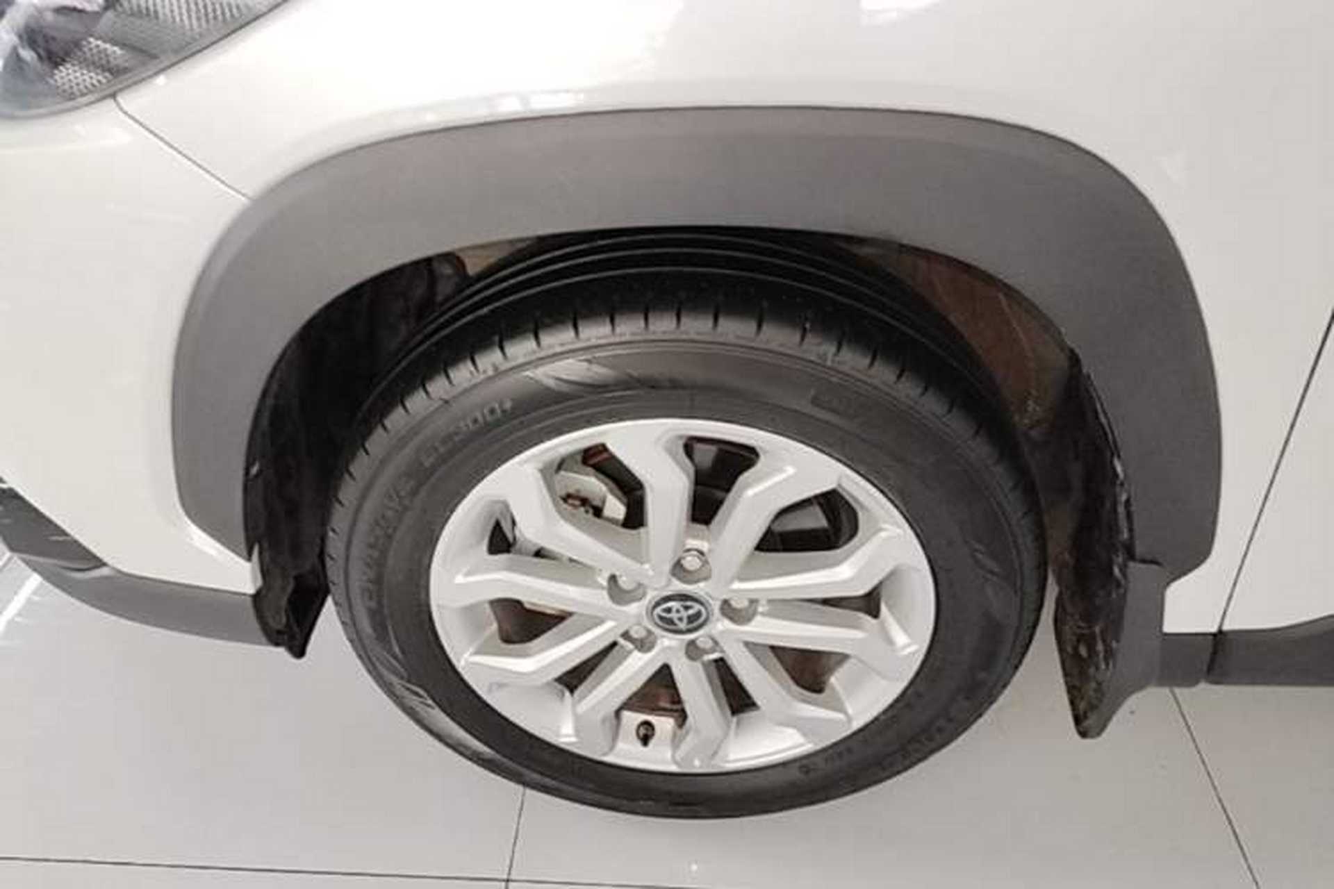 Used Toyota FRONTLANDER 2022 2.0L CVT Leading Edition Left Front Wheel Hub