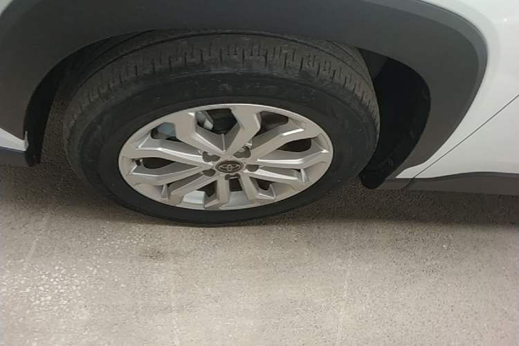 Used Toyota FRONTLANDER 2022 2.0L CVT Leading Edition Left Front Wheel Hub