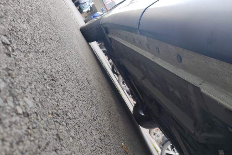 Used Toyota FRONTLANDER 2022 2.0L CVT Luxury Edition Left Side Sill