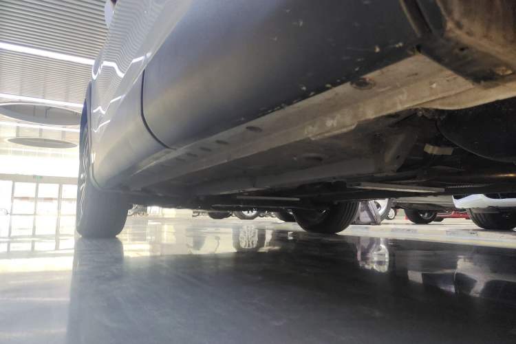 Used Toyota FRONTLANDER 2022 2.0L CVT Luxury Edition Left Side Sill