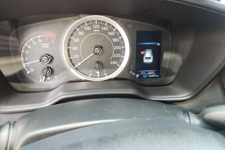 Used Toyota FRONTLANDER 2022 2.0L CVT Elite Edition Odometer Close Up