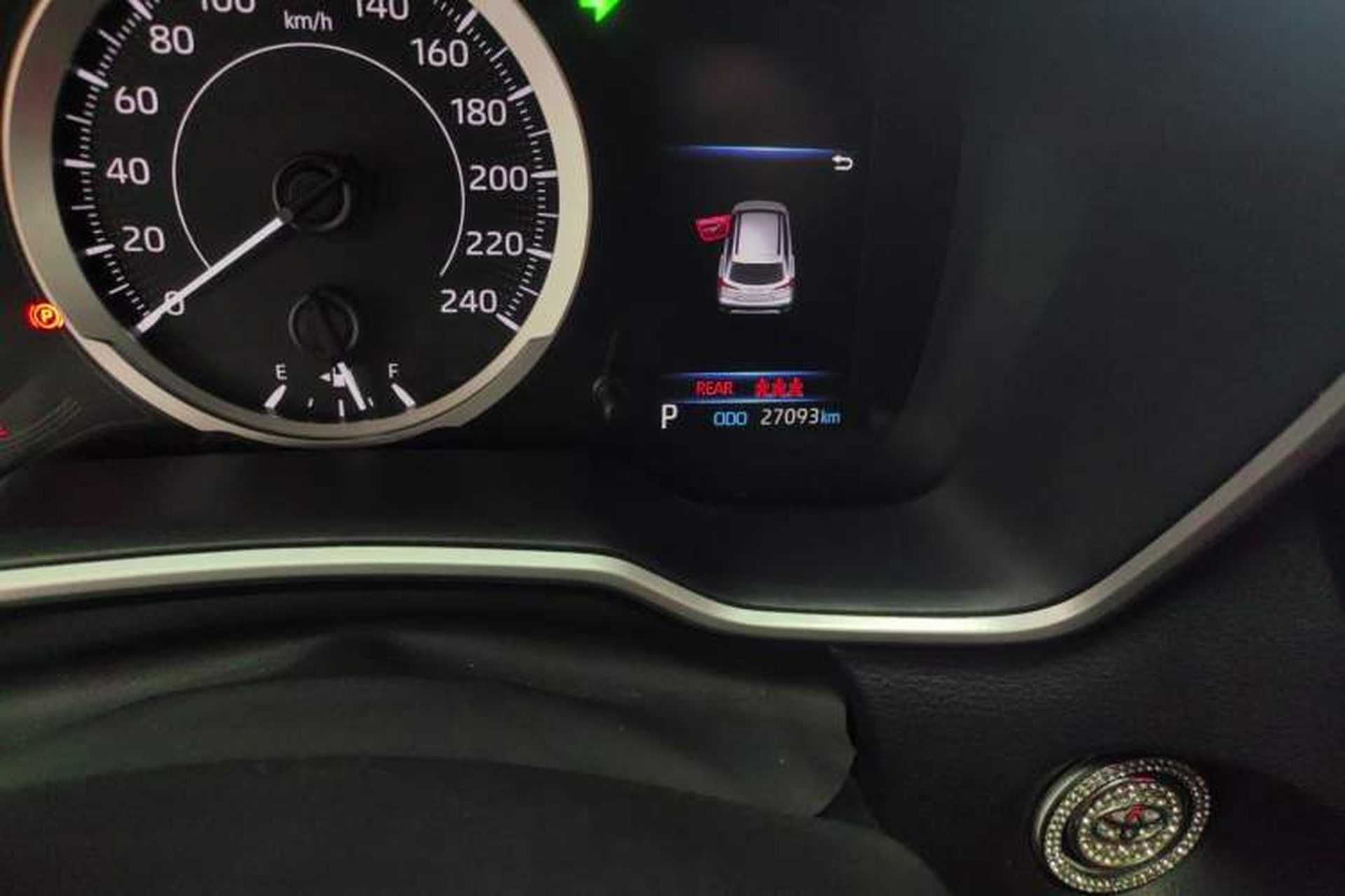 Used Toyota FRONTLANDER 2022 2.0L CVT Luxury Edition Odometer Close Up