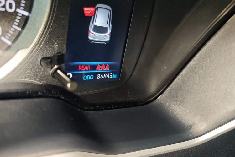 Used Toyota FRONTLANDER 2022 2.0L CVT Luxury Edition Odometer Close Up