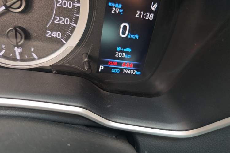 Used Toyota FRONTLANDER 2022 2.0L CVT Luxury PLUS Edition Odometer Close Up
