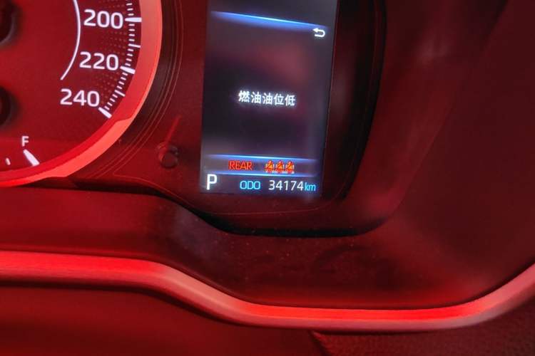 Used Toyota FRONTLANDER 2022 2.0L CVT Luxury Edition Odometer Close Up