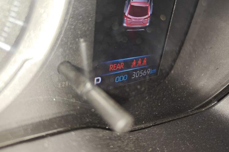 Used Toyota FRONTLANDER 2022 2.0L CVT Leading Edition Odometer Close Up
