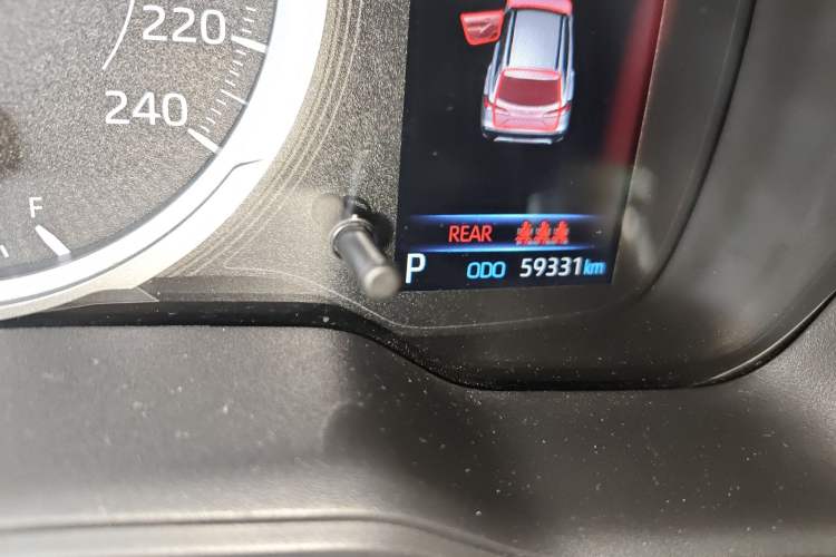 Used Toyota FRONTLANDER 2022 2.0L CVT Elite Edition Odometer Close Up