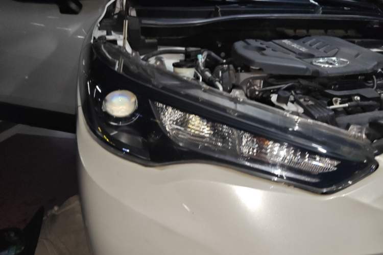 Used Toyota FRONTLANDER 2022 2.0L CVT Leading Edition Right Front Headlight
