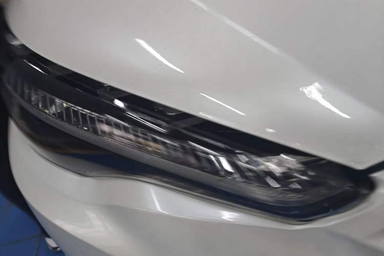 Used Toyota FRONTLANDER 2022 2.0L CVT Luxury PLUS Edition Right Front Headlight