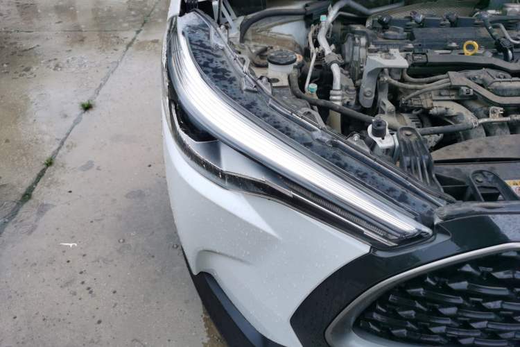 Used Toyota FRONTLANDER 2022 2.0L CVT Luxury Edition Right Front Headlight