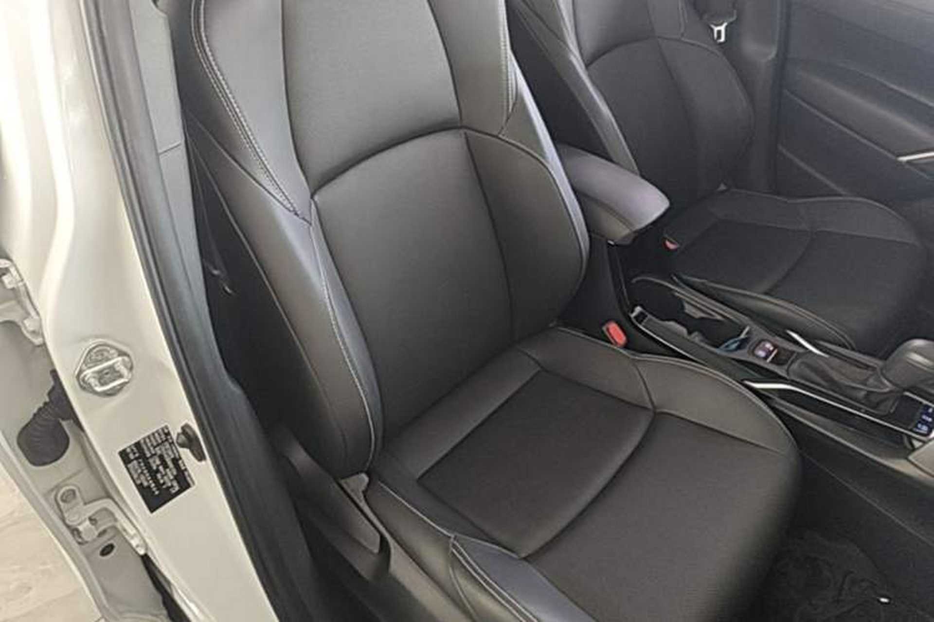 Used Toyota FRONTLANDER 2022 2.0L CVT Luxury PLUS Edition Right Front Seat