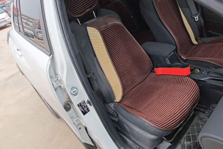 Used Toyota FRONTLANDER 2022 2.0L CVT Leading Edition Right Front Seat