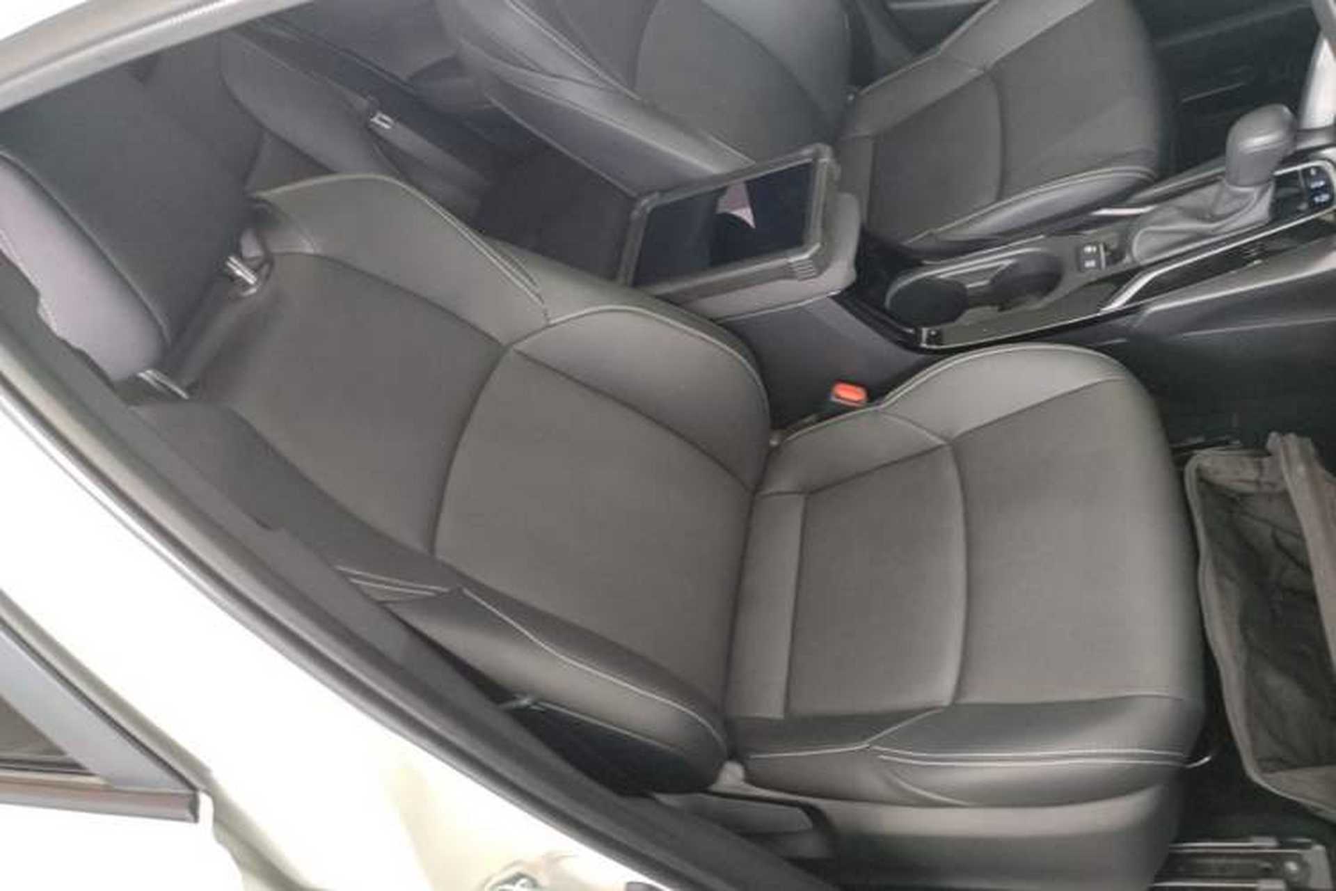 Used Toyota FRONTLANDER 2022 2.0L CVT Luxury Edition Right Front Seat