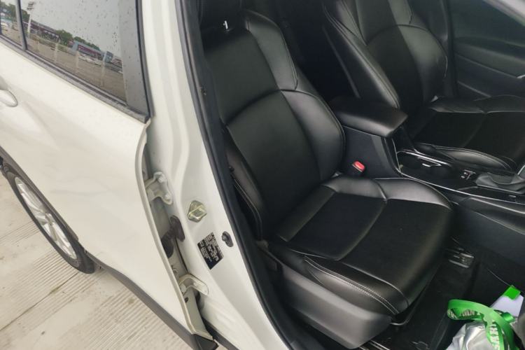 Used Toyota FRONTLANDER 2022 2.0L CVT Elite Edition Right Front Seat