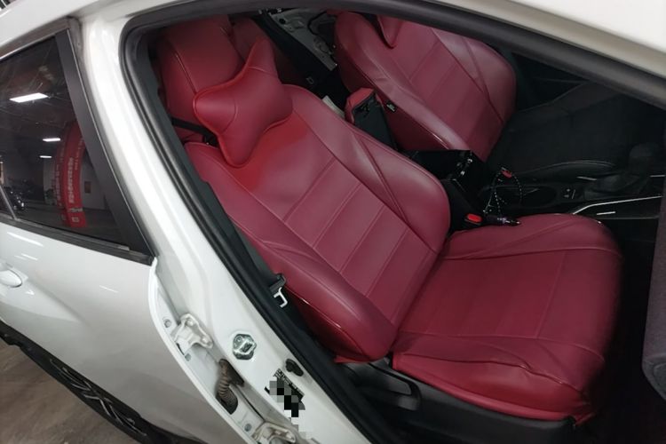 Used Toyota FRONTLANDER 2022 2.0L CVT Luxury Edition Right Front Seat
