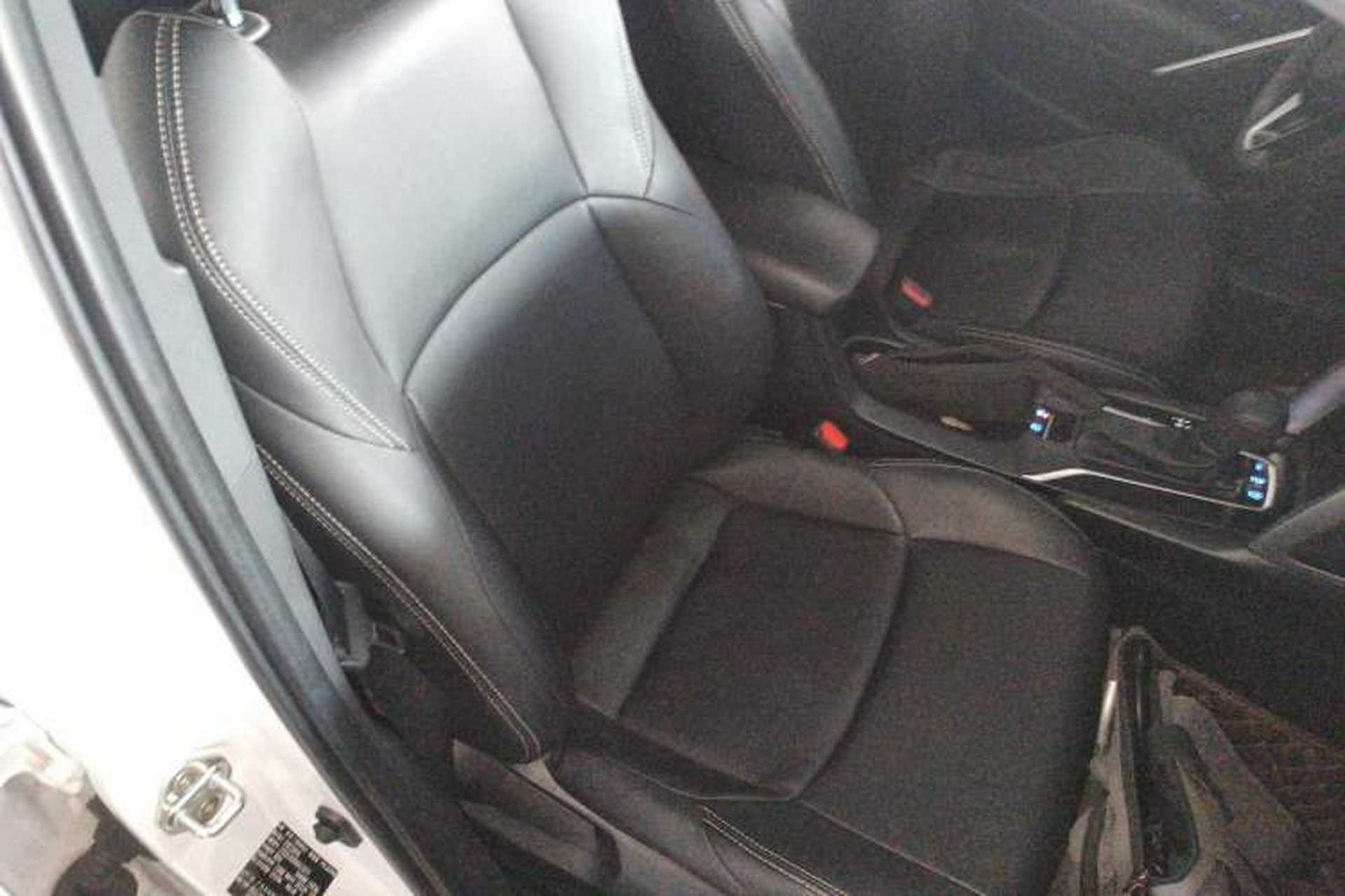 Used Toyota FRONTLANDER 2022 2.0L CVT Leading Edition Right Front Seat