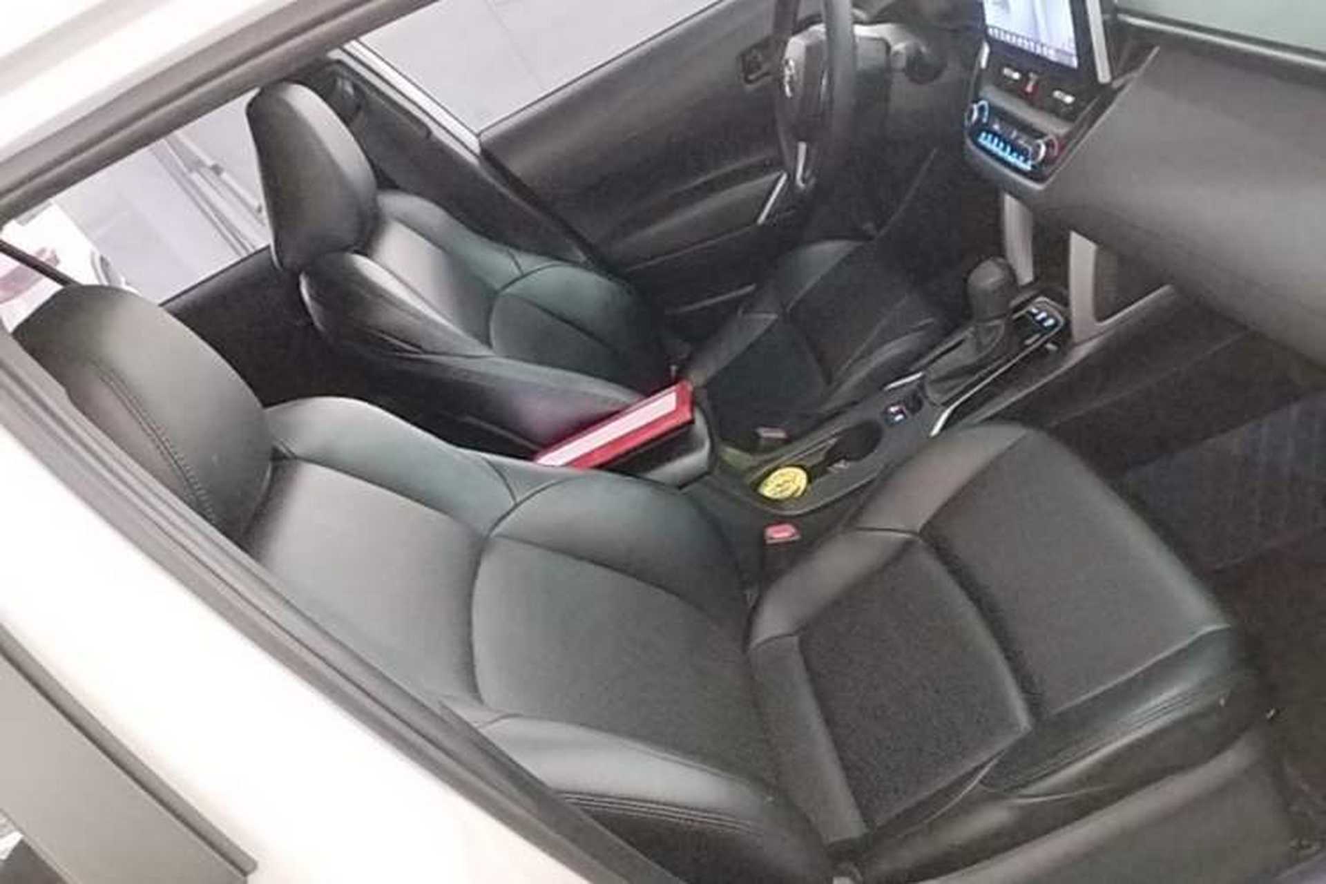 Used Toyota FRONTLANDER 2022 2.0L CVT Leading Edition Right Front Seat