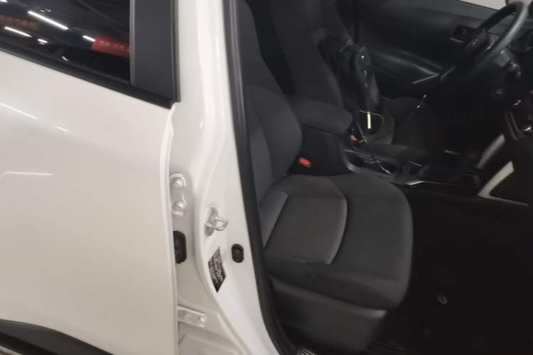 Used Toyota FRONTLANDER 2022 2.0L CVT Elite Edition Right Front Seat