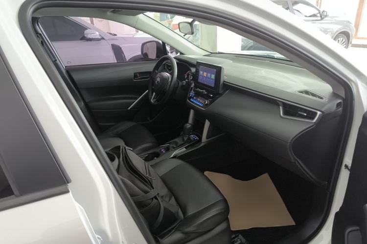 Used Toyota FRONTLANDER 2022 2.0L CVT Leading Edition Right Front Seat
