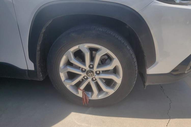 Used Toyota FRONTLANDER 2022 2.0L CVT Leading Edition Right Front Wheel Hub