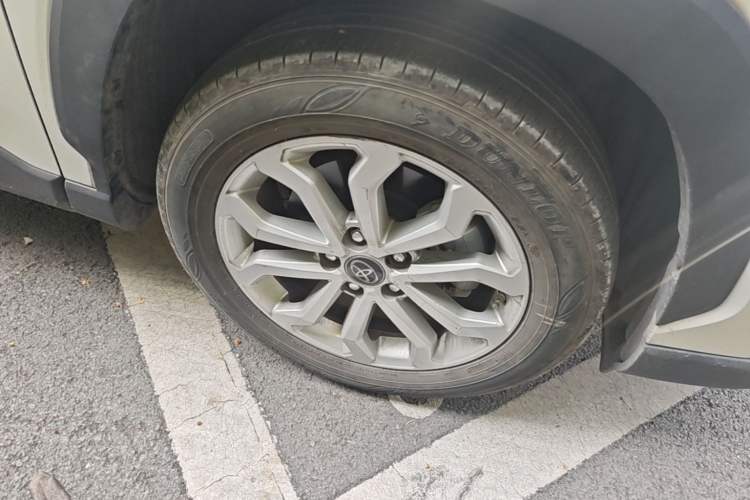 Used Toyota FRONTLANDER 2022 2.0L CVT Leading Edition Right Front Wheel Hub