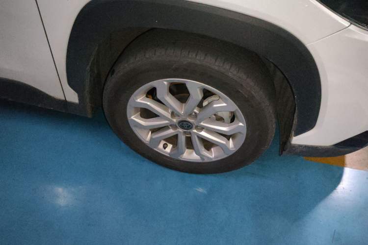 Used Toyota FRONTLANDER 2022 2.0L CVT Leading Edition Right Front Wheel Hub