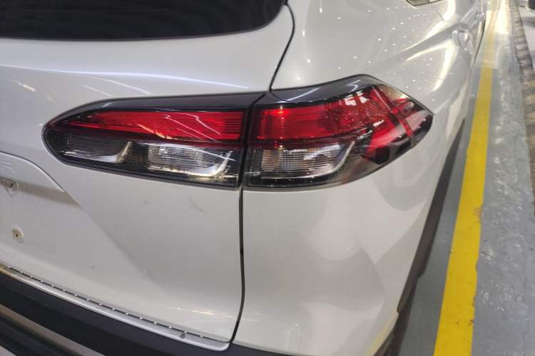 Used Toyota FRONTLANDER 2022 2.0L CVT Luxury Edition Right Rear Taillight