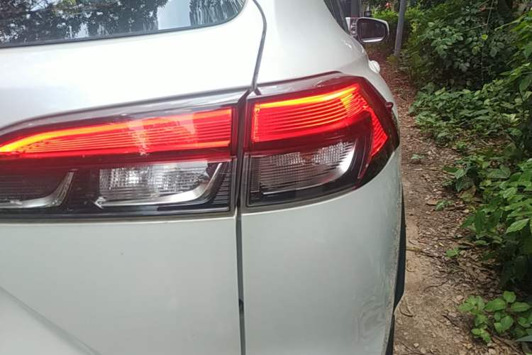 Used Toyota FRONTLANDER 2022 2.0L CVT Luxury Edition Right Rear Taillight