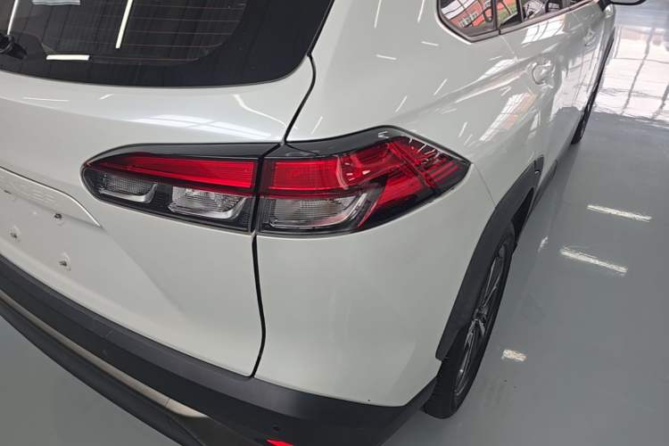 Used Toyota FRONTLANDER 2022 2.0L CVT Luxury PLUS Edition Right Rear Taillight