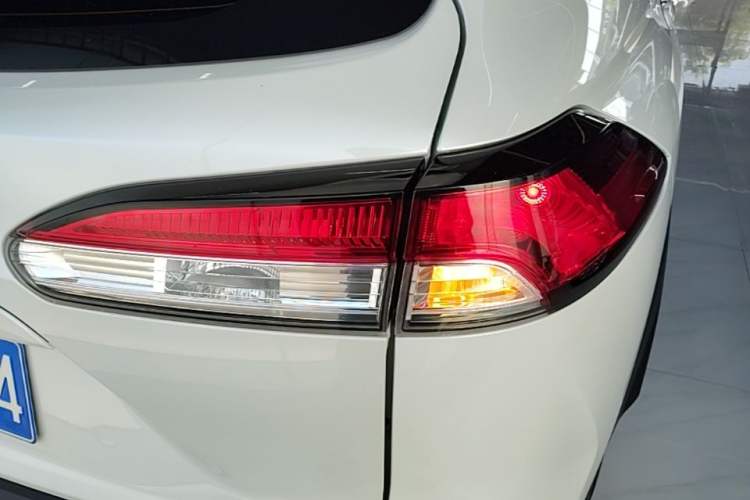 Used Toyota FRONTLANDER 2022 2.0L CVT Leading Edition Right Rear Taillight