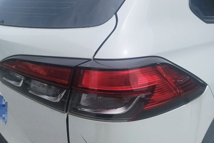 Used Toyota FRONTLANDER 2022 2.0L CVT Luxury PLUS Edition Right Rear Taillight