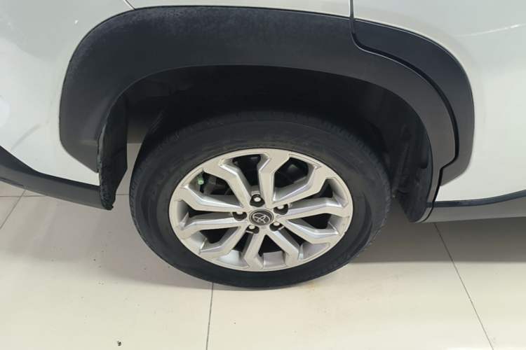 Used Toyota FRONTLANDER 2022 2.0L CVT Elite Edition Right Rear Wheel Hub